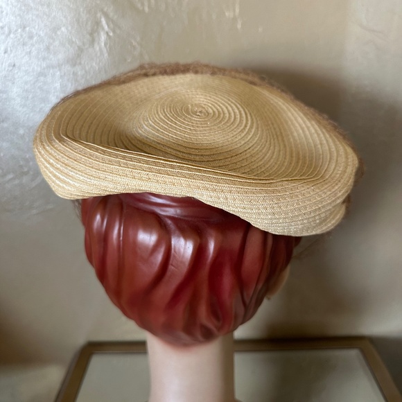 DREAMY 1950s\' PALE YELLOW HAT WITH GROSGRAIN ROSETTES + VEIL main image 5